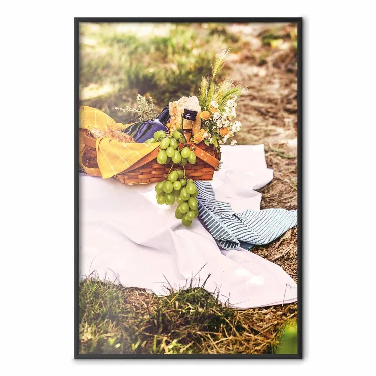 Picknick - korg med frukt och blommor